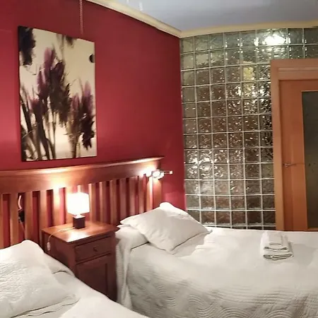 別荘 -2-Como En Casa, Parking 5Eu Al Dia Segun Disponible, En Centro Historico De Ubeda *